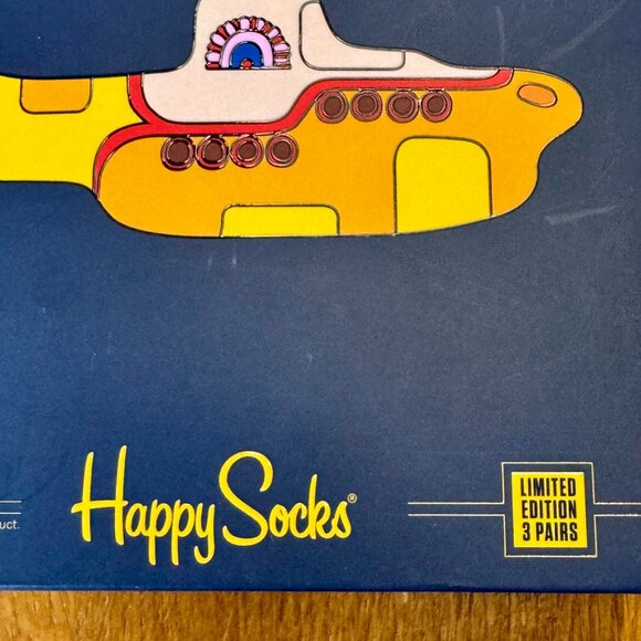 THE BEATLES HAPPY SOCKS 10-13 Limited Edition Box Set 3 Pairs Yellow Submarine - Picture 5 of 7